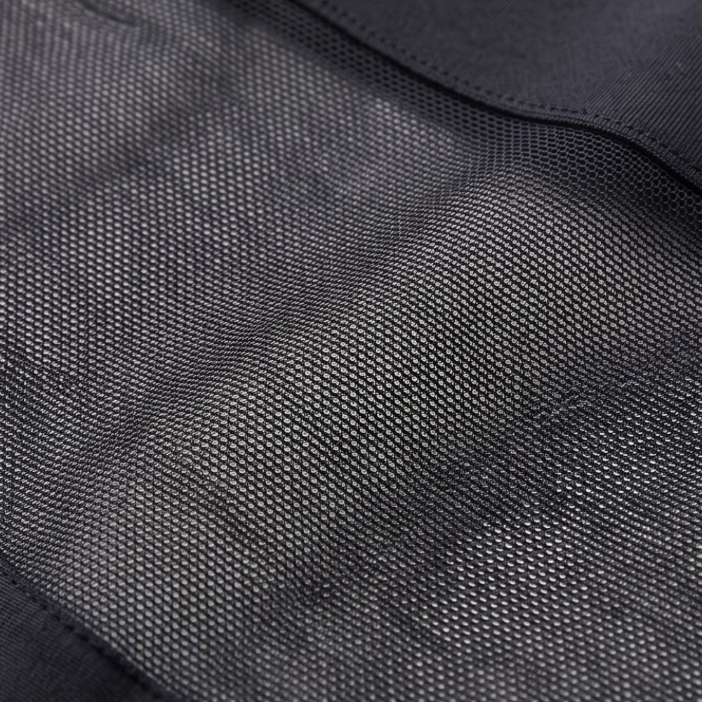 Seamless High-Waist Mesh Briefs