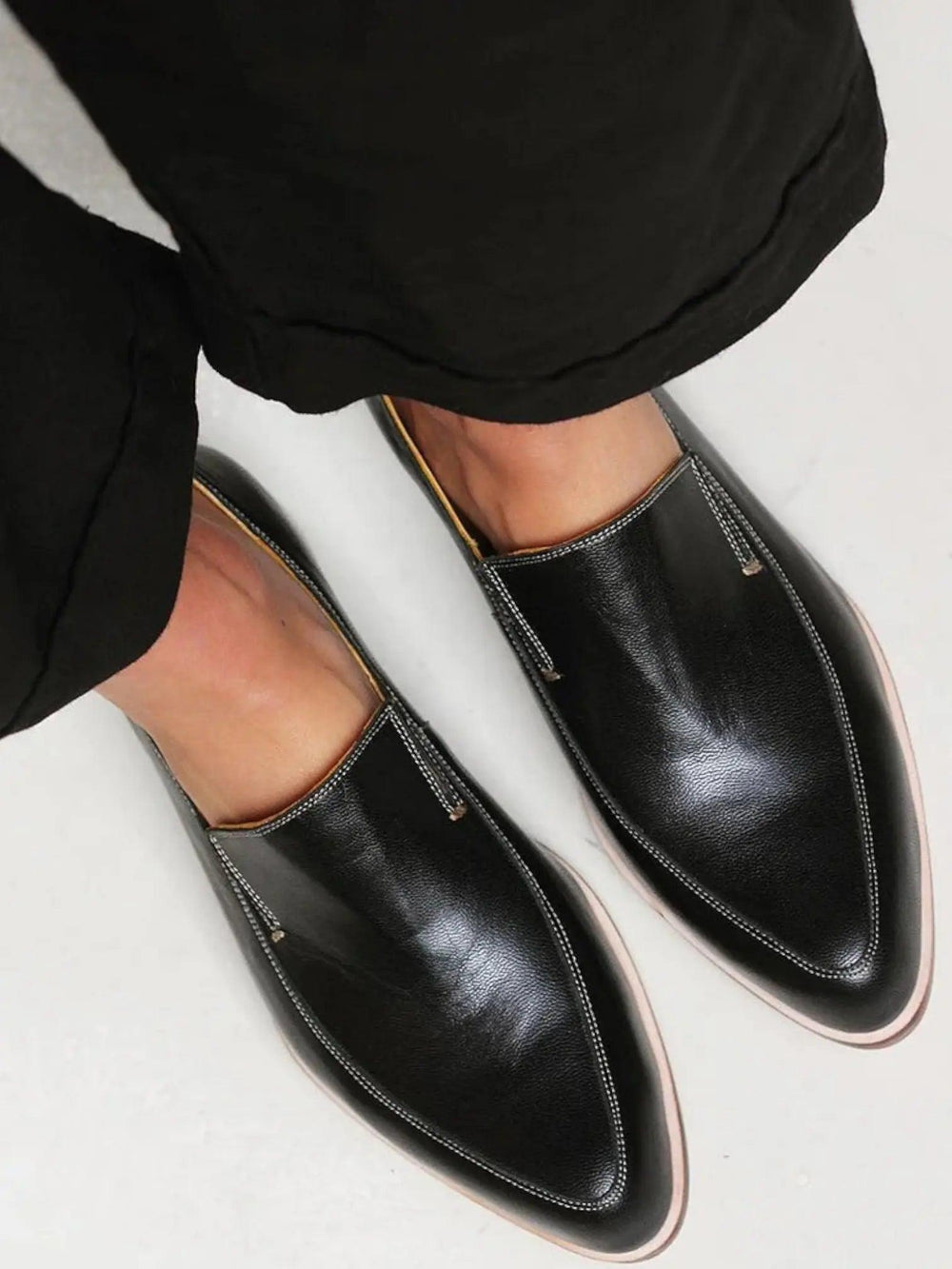 Pointed Slip-On Flats-Valenira