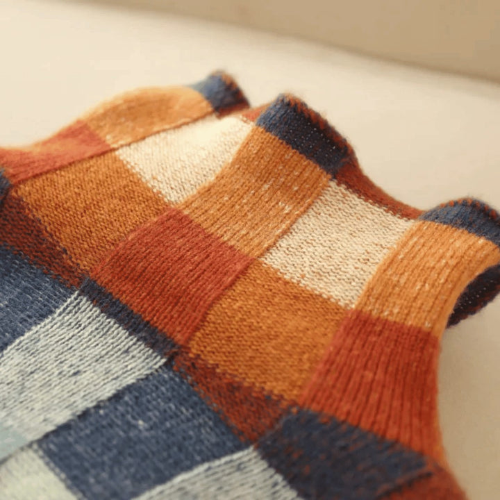 Checkerboard Knit Turtleneck | Valenira