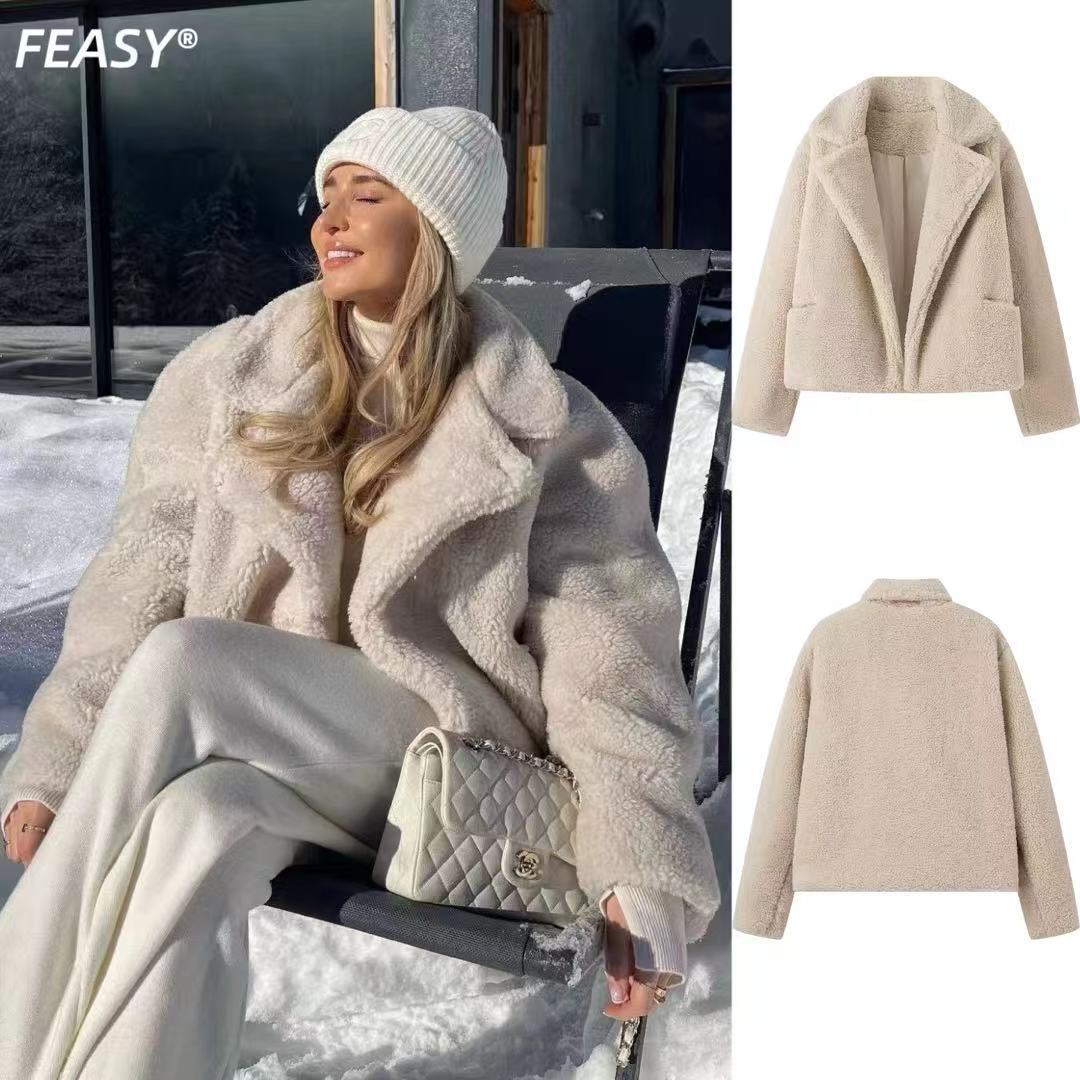 Cropped Teddy Jacket with Wide | Valenira