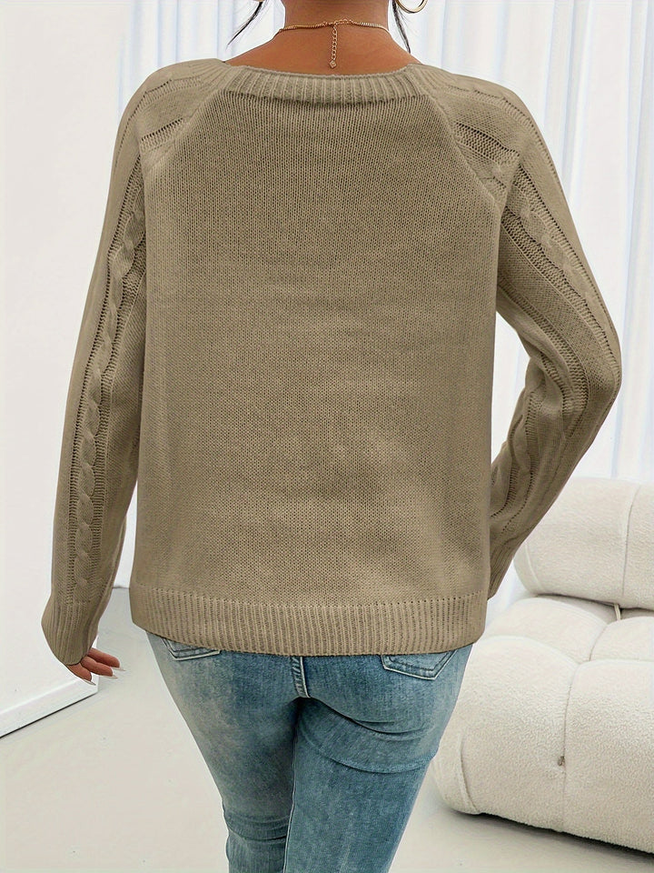 Diamond Cable Button Sweater | Valenira