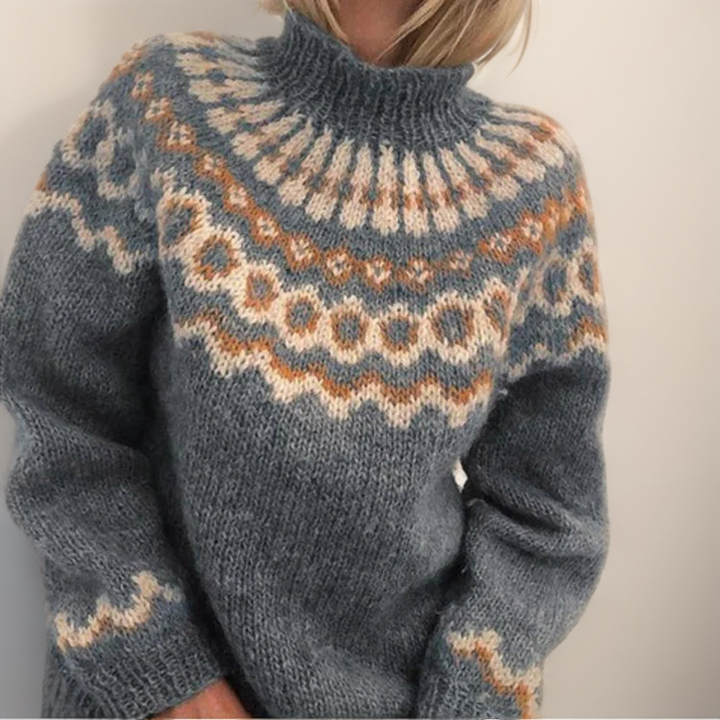 Funnel Neck Yoke Sweater | Valenira