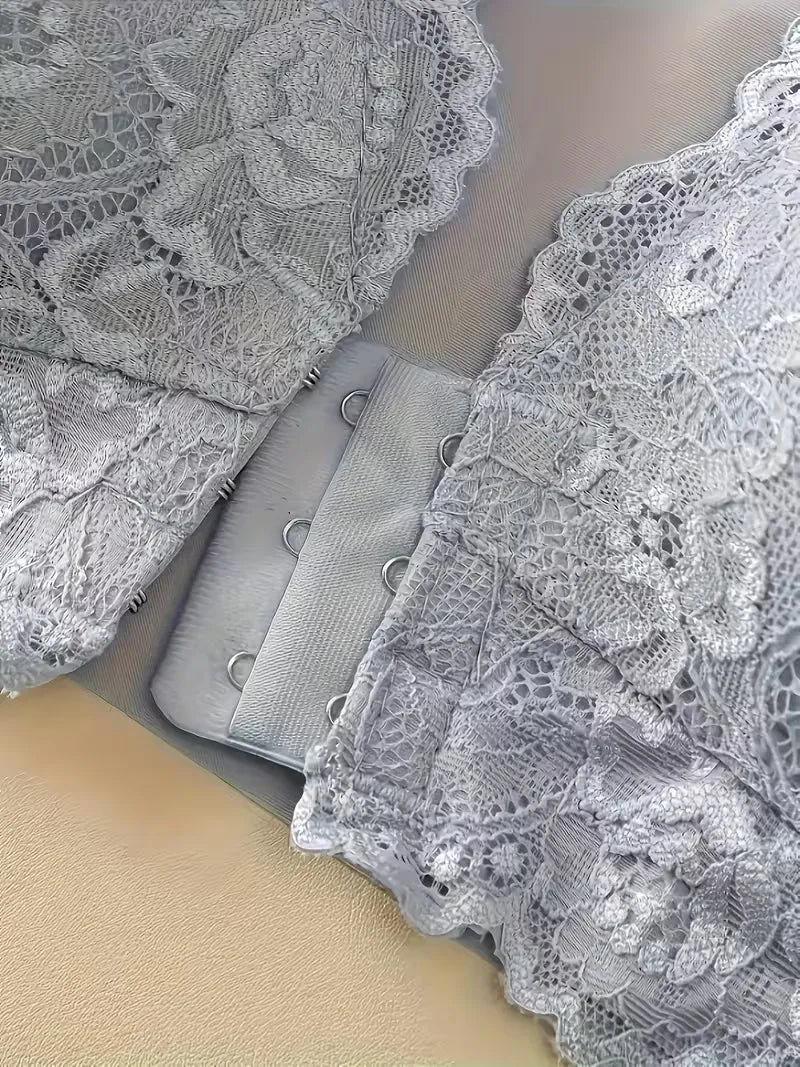Lace Front Close Bra | Valenira