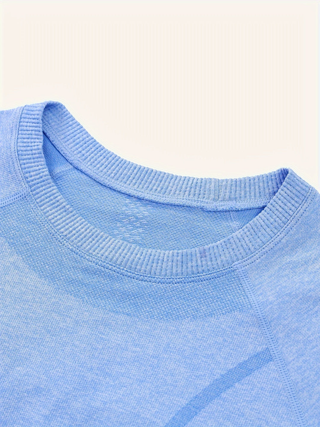 Seamless Knit Running Top | Valenira