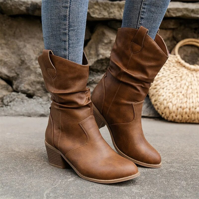 Slouch Western Boots in Camel | Valenira