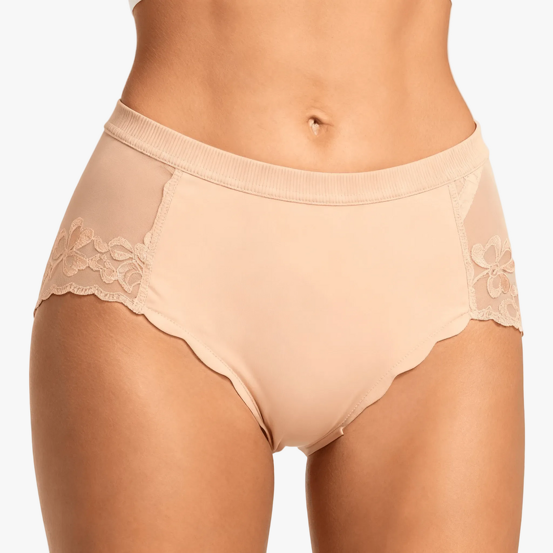 Sheer Lace Low-Rise Briefs