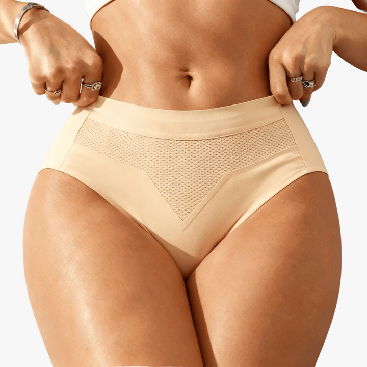 Nude briefs with a perforated quick-dry front panel