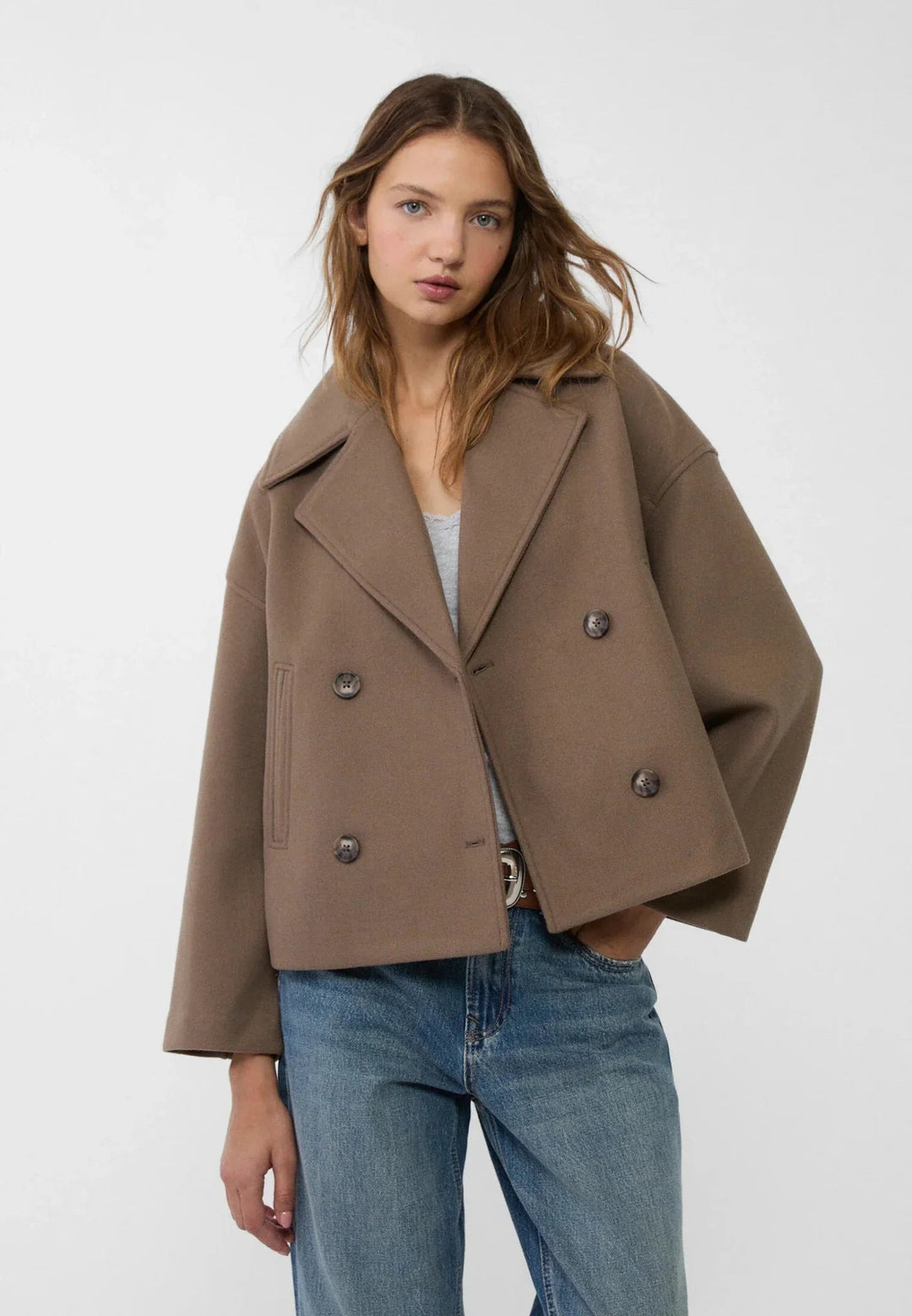 Taupe short double-breasted jacket with a wide collar